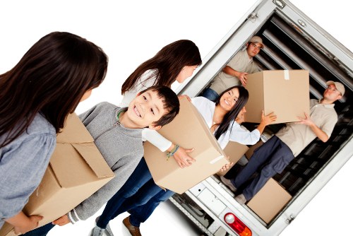 Man and van service in Oldmalden transporting household items