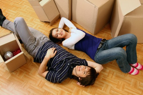 Secure storage units for household and business items in Oldmalden