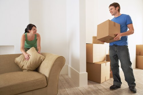 Small removals in Oldmalden for flats and tight access properties